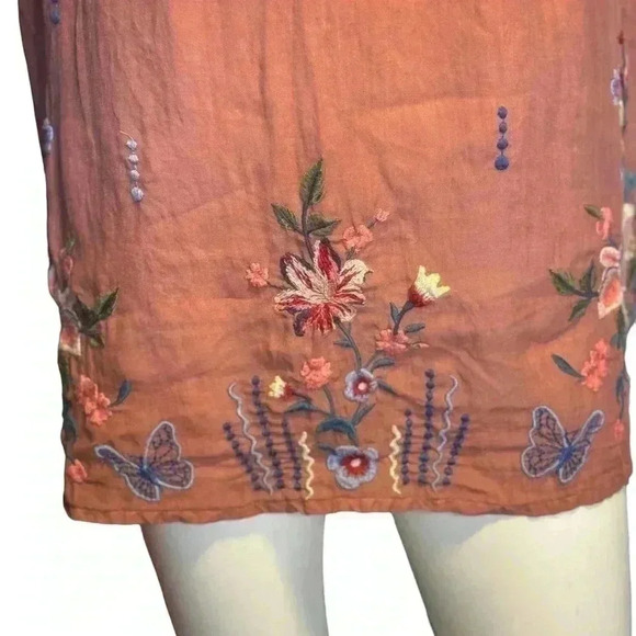 Johnny Was Aimee Puff Sleeve Peasant Top In Pink Floral embroidered Size Small. - Picture 3 of 16